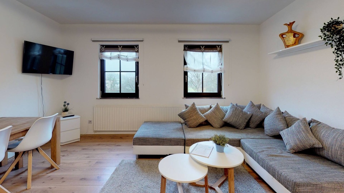 Spittelstein Apartment | Vacation apartment/apartment for 8 guests with 102m² in Rödental (128870)