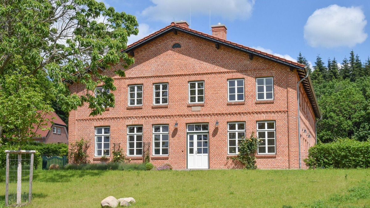 Eutin Apartment | Vacation apartment/apartment for 4 guests with 80m² in Malente (271581)