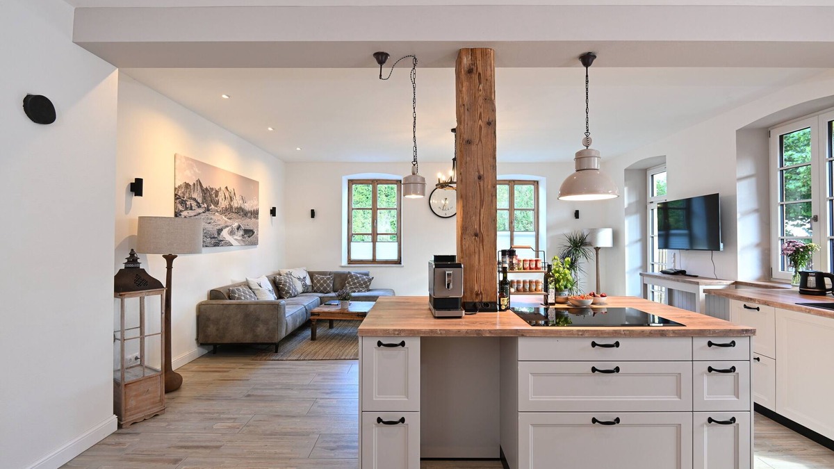 Ammerland Apartment | Vacation apartment/apartment for 5 guests with 135m² in Polling (268965)
