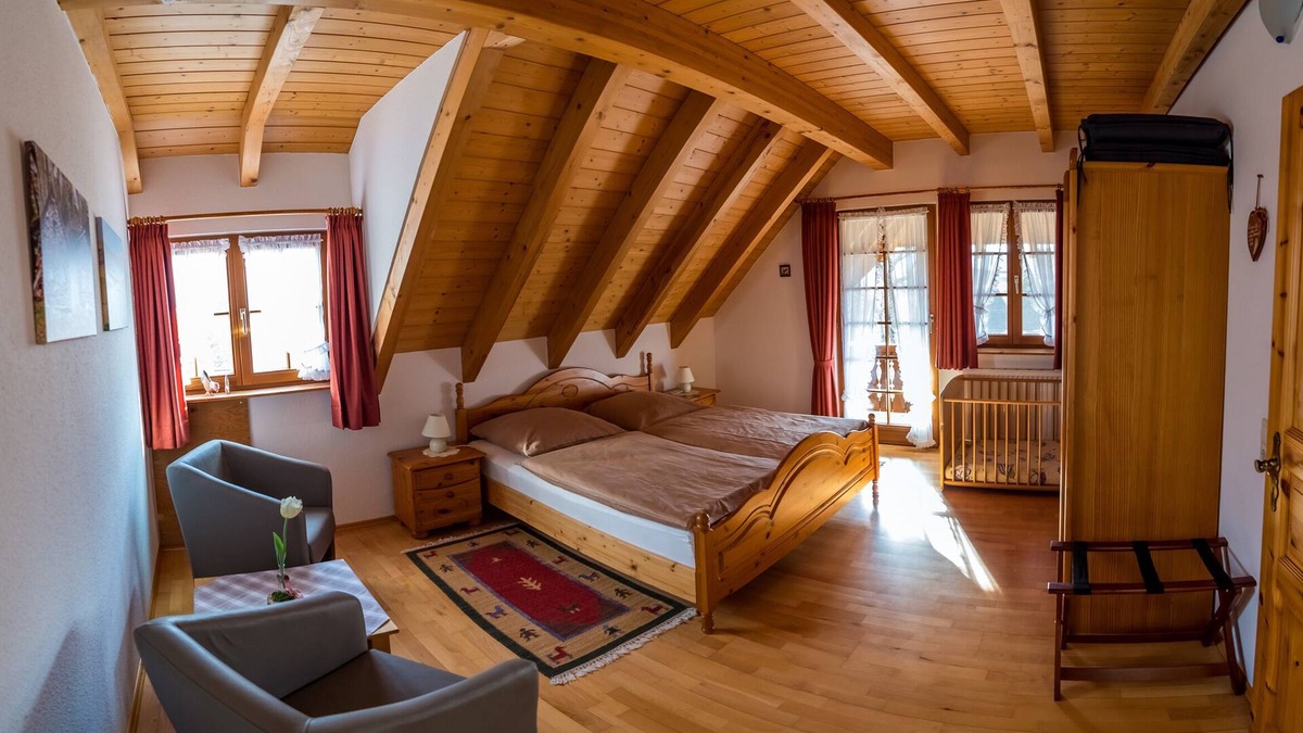 Frohnd Apartment | Vacation apartment/apartment for 3 guests with 45m² in Fröhnd (129246)