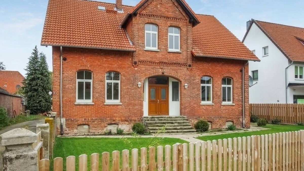 Immensen Apartment | Vacation apartment/apartment for 9 guests with 140m² in Lehrte (295735)