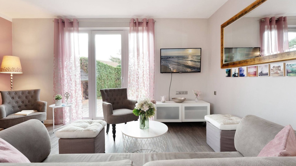 Rettin Apartment | Vacation apartment/apartment for 2 guests with 78m² in Rettin (294137)