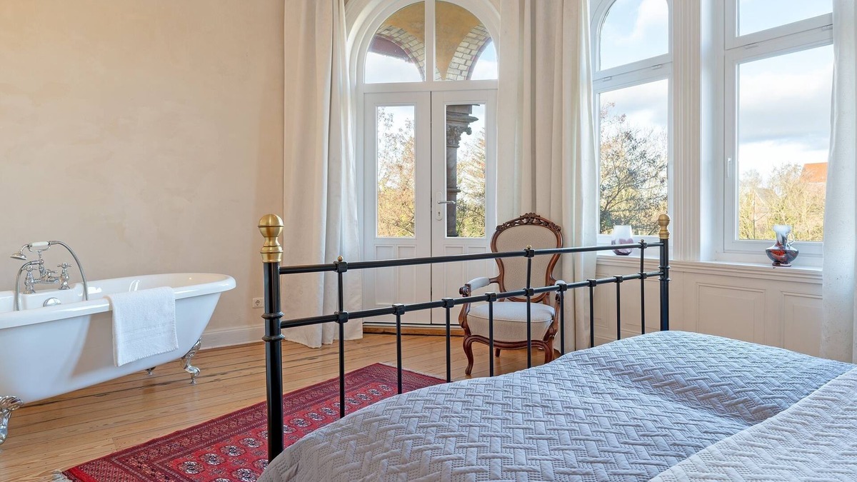 Eutin Apartment | Vacation apartment/apartment for 4 guests with 110m² in Eutin (294599)
