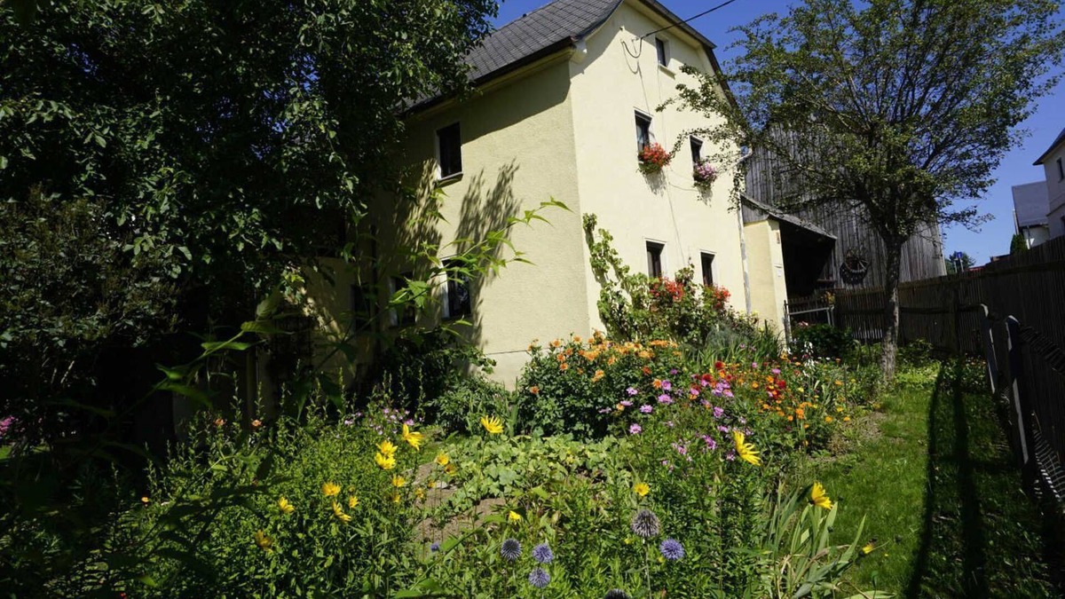 Weischlitz Apartment | Vacation apartment Blick Wasserschloss - Holiday apartment
