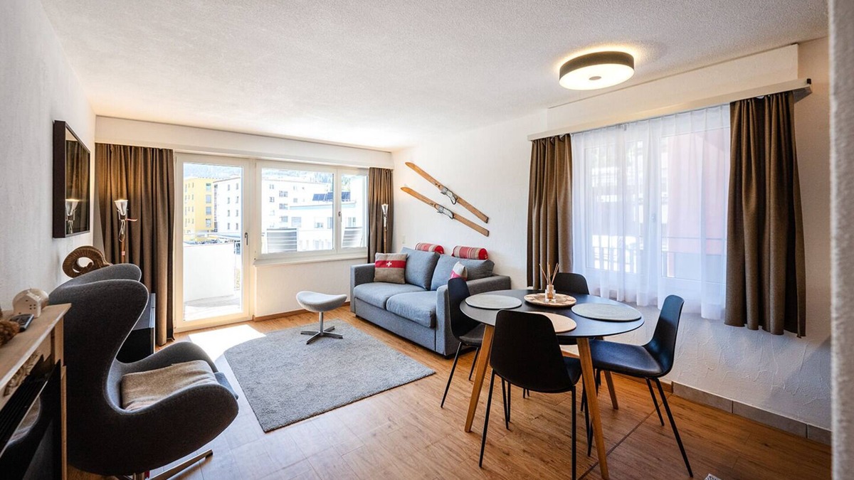 Davos-Platz Apartment | Vacation apartment/apartment for 4 guests with 50m² in Davos Platz (265801)