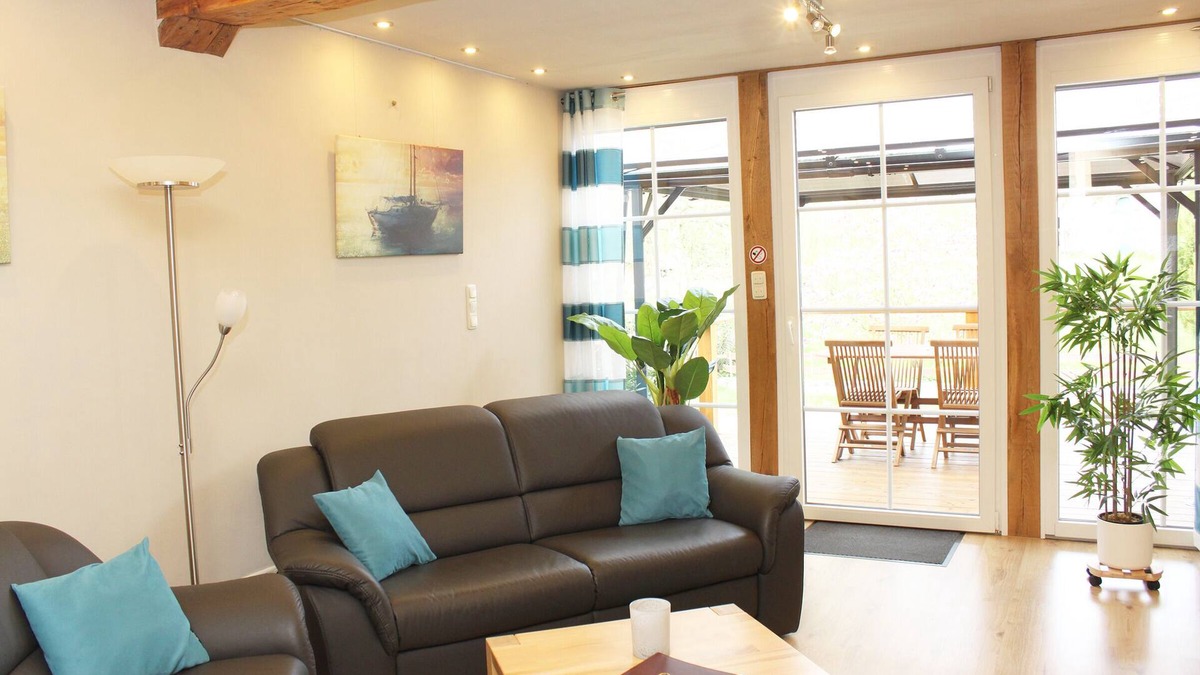 Boddenstedt Apartment | Vacation apartment/apartment for 6 guests with 100m² in Böddenstedt (153348)