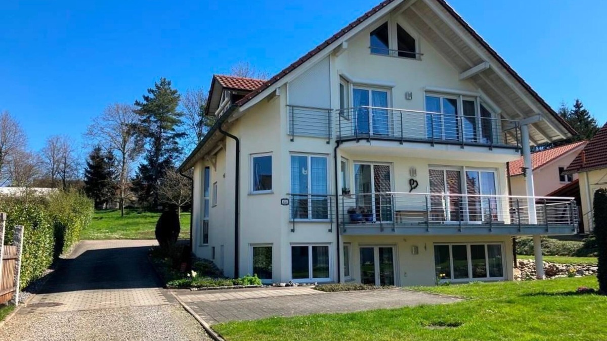 Bermatingen Apartment | Vacation apartment Groß - 2-room vacation apartment Groß, shower/WC, 43 sqm, ground floor