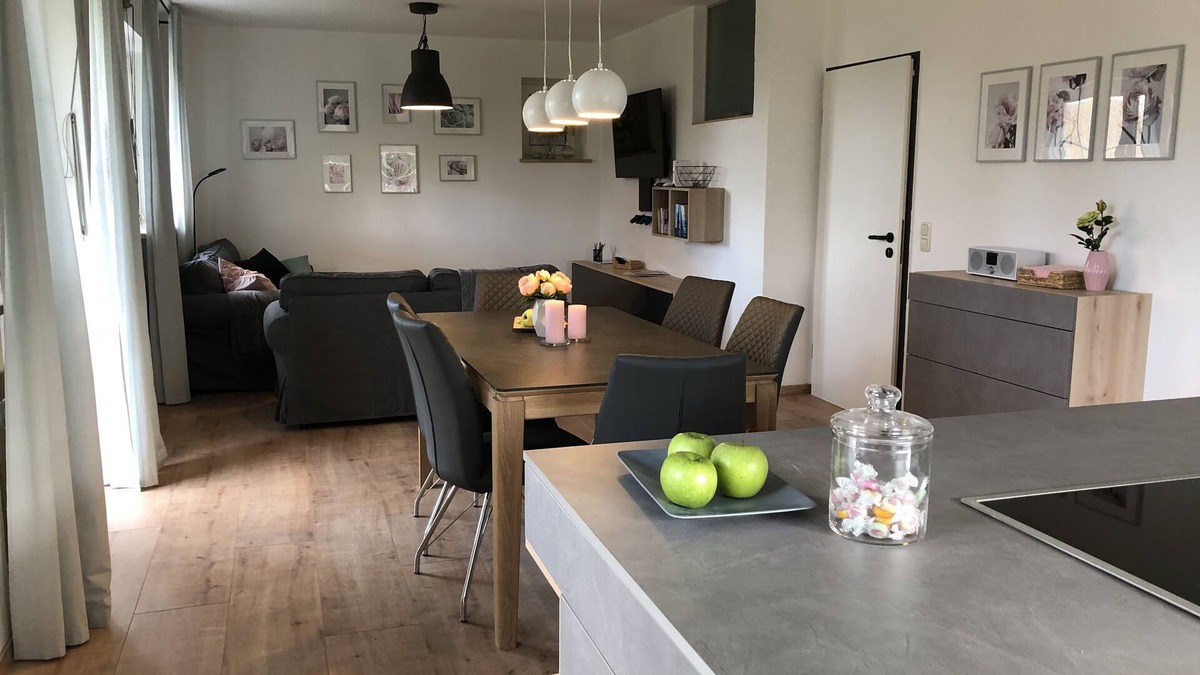 Gundelfingen an der Donau Apartment | Vacation apartment "Am Spitalgarten" with garden for 6 people
