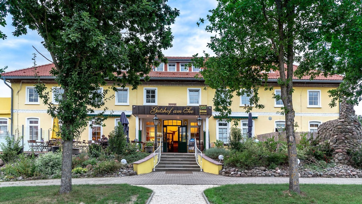 Klein Upahl Apartment | Vacation apartment/apartment for 4 guests with 72m² in Klein Upahl (167110)