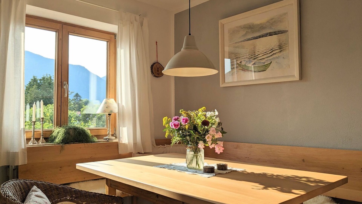 Unterwoessen Apartment | Vacation apartment 73 m², 1-4 persons, 2 bedrooms, balcony, private garden