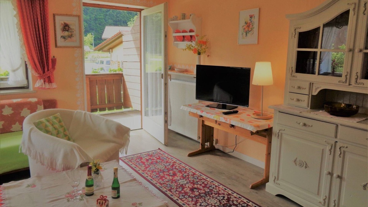 Inzell Apartment | Vacation apartment Gebirgsbach, 4 pers., 1 bedroom, 1 bed-sitting room, balcony, 66 sqm