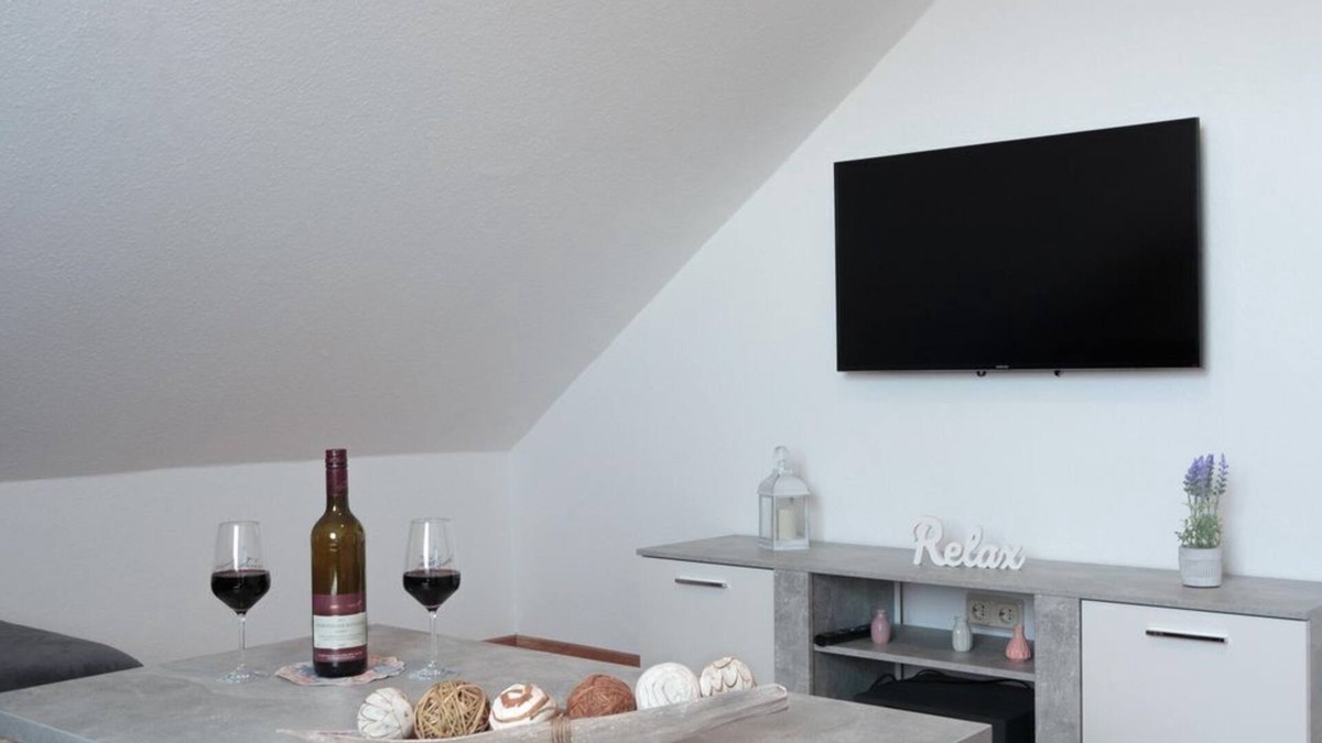 Irsch Apartment | Vacation apartment Grauschiefer - Weinstube Ferienwohnungen Johann Benzschawel