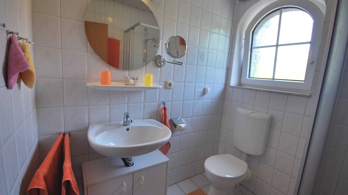 Nordgeorgsfehn Apartment | Vacation apartment Im Fehnhus (courtyard side) - Holiday apartments Im Fehnhus 35653 and 35654
