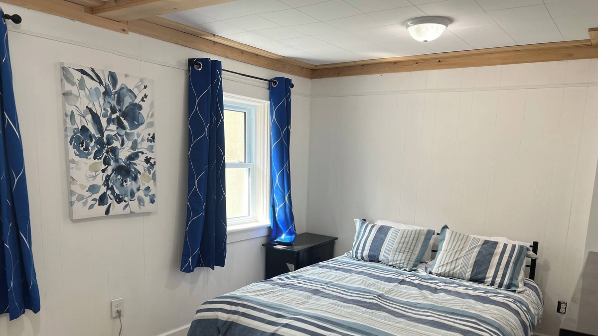 Manitoulin District Apartment | Vacation Apartment in Gore Bay