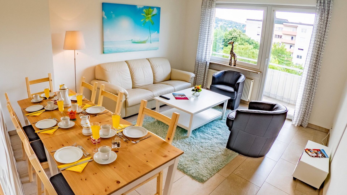 Sanderau Apartment | Vacation apartment in Würzburg city with balcony incl. parking in front of the door