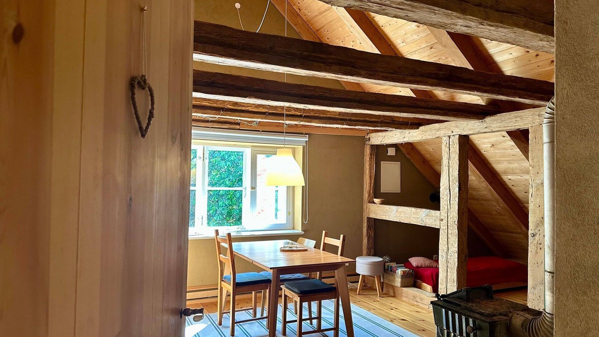 Zemitz Apartment | Vacation apartment Kutscherhaus for up to 4 people upstairs - Kutscherhaus am Herrenhaus