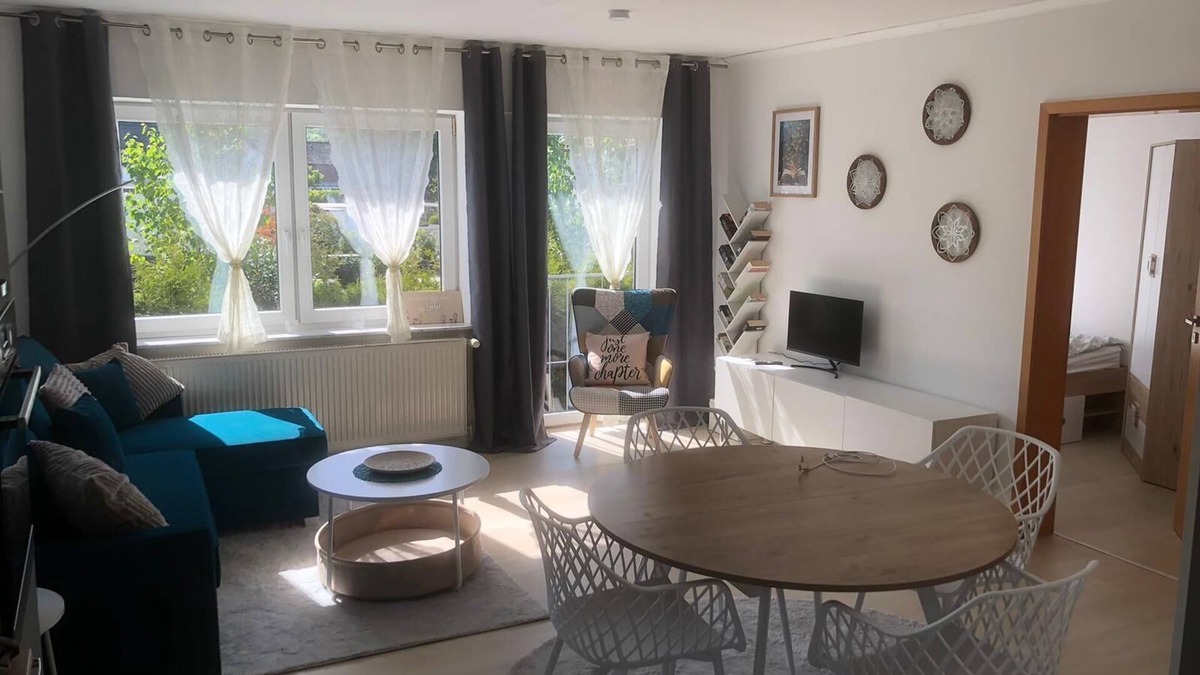 Vlotho Apartment | Vacation apartment Mareike Schöning 1 km from the Weserrad Weg