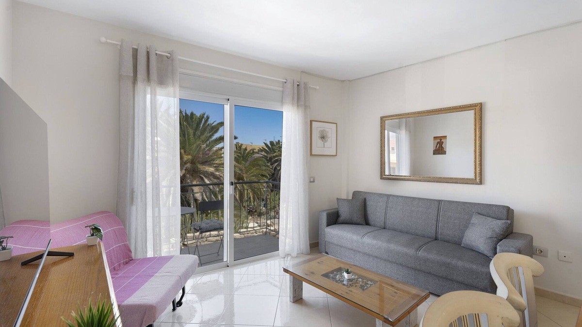 San Isidro Apartment | Vacation Apartment 'Nido Andrea' with Balcony and Wi-Fi