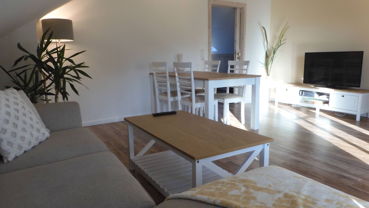 Osterstedt Apartment | Vacation apartment on a remaining farm in a quiet location between the North Sea and the Baltic Sea