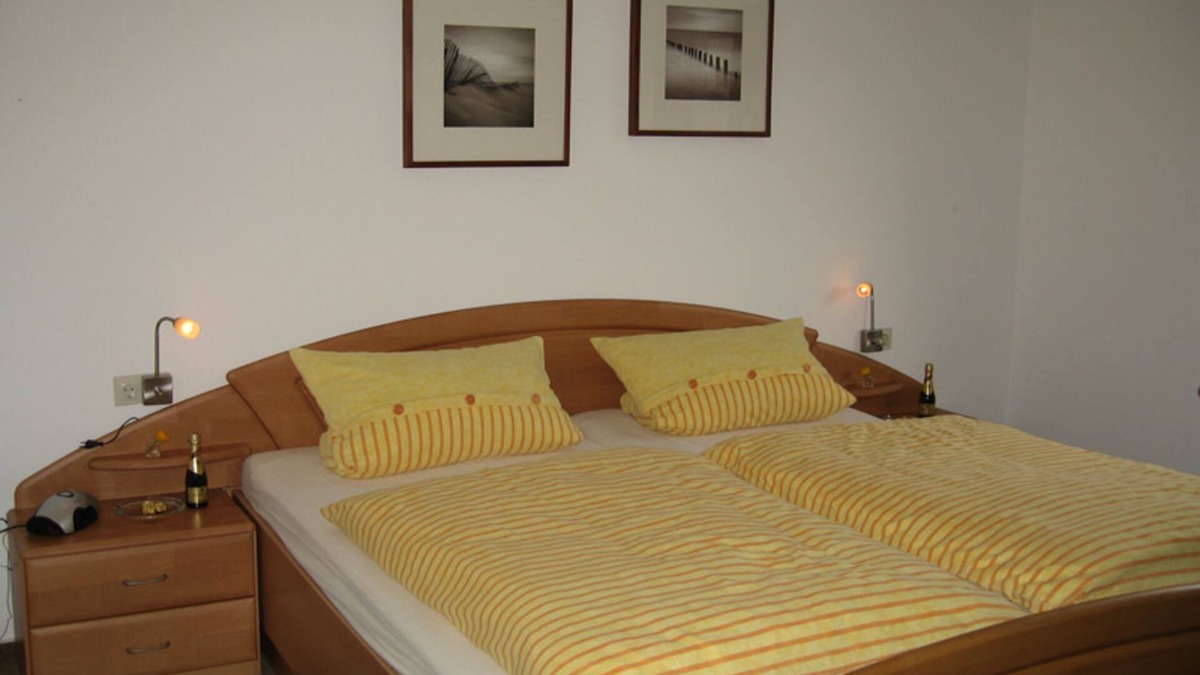 Simonswald Apartment | Vacation apartment Schlossbergblick, 45sqm, 1 bedroom, max. 3 persons, 1 - 3