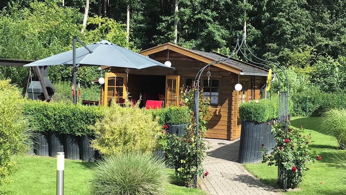 Kuesten Apartment | Vacation apartment "Wendlandblick" in a two-family house (attic) in an idyllic secluded location