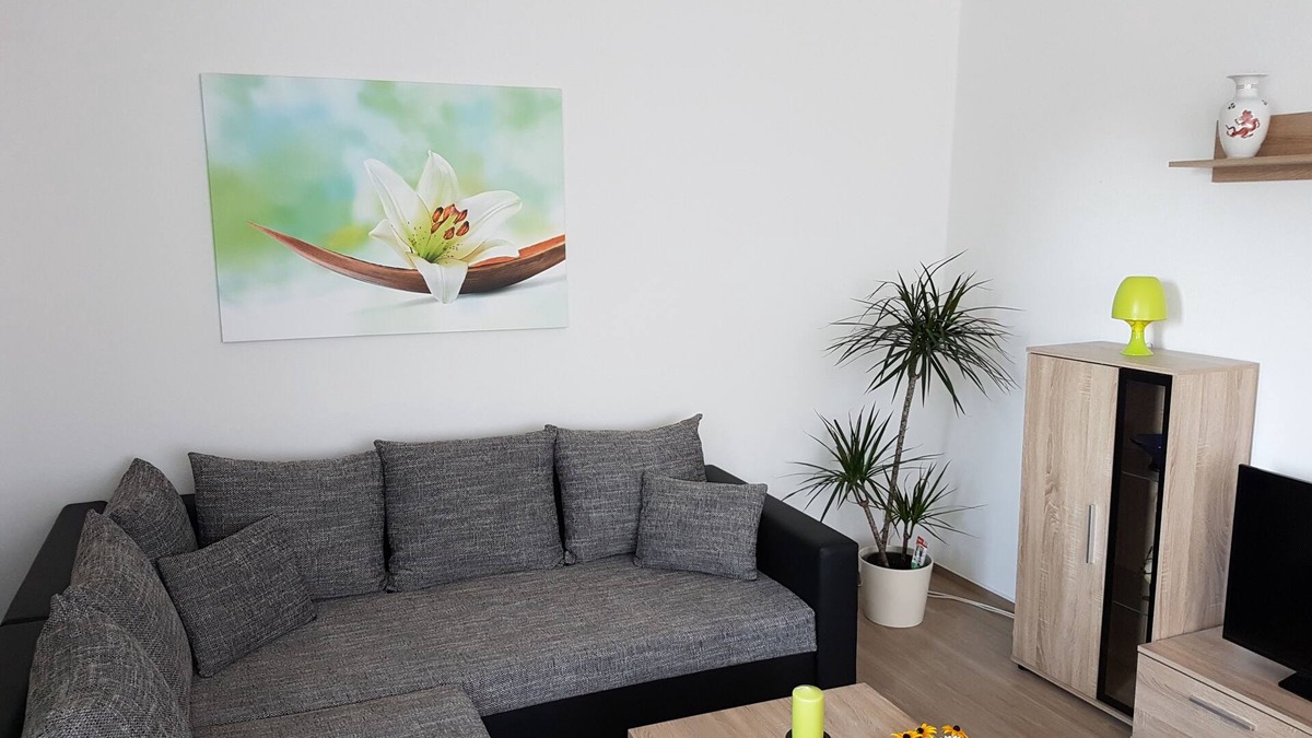 Altenburg Apartment | Vacation apartment Wittig Gerhart-Hauptmann-Straße 8a in 04600 Altenburg