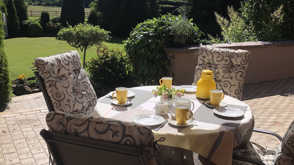 Eimke Apartment | Vacation apartment "Zum Wiesenblick" in the heath village of Eimke, 130 sqm
