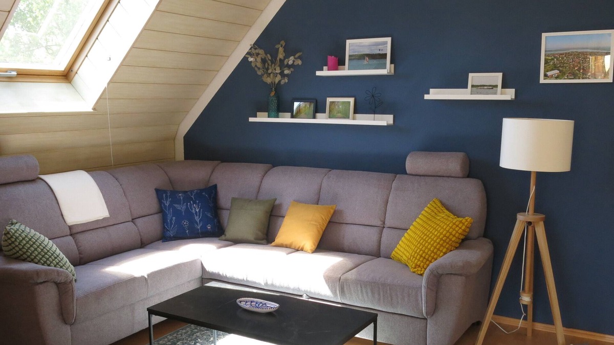 Zwenkau Apartment | Vacation apartment "Zwenkauer See" - directly at the Zwenkau forest pool