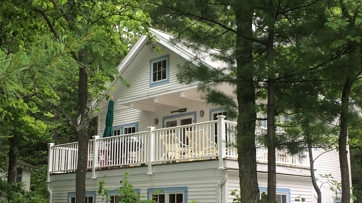Forest Beach Apartment | Vacation at "The Boat House", Private Beach, Near Harbor Springs