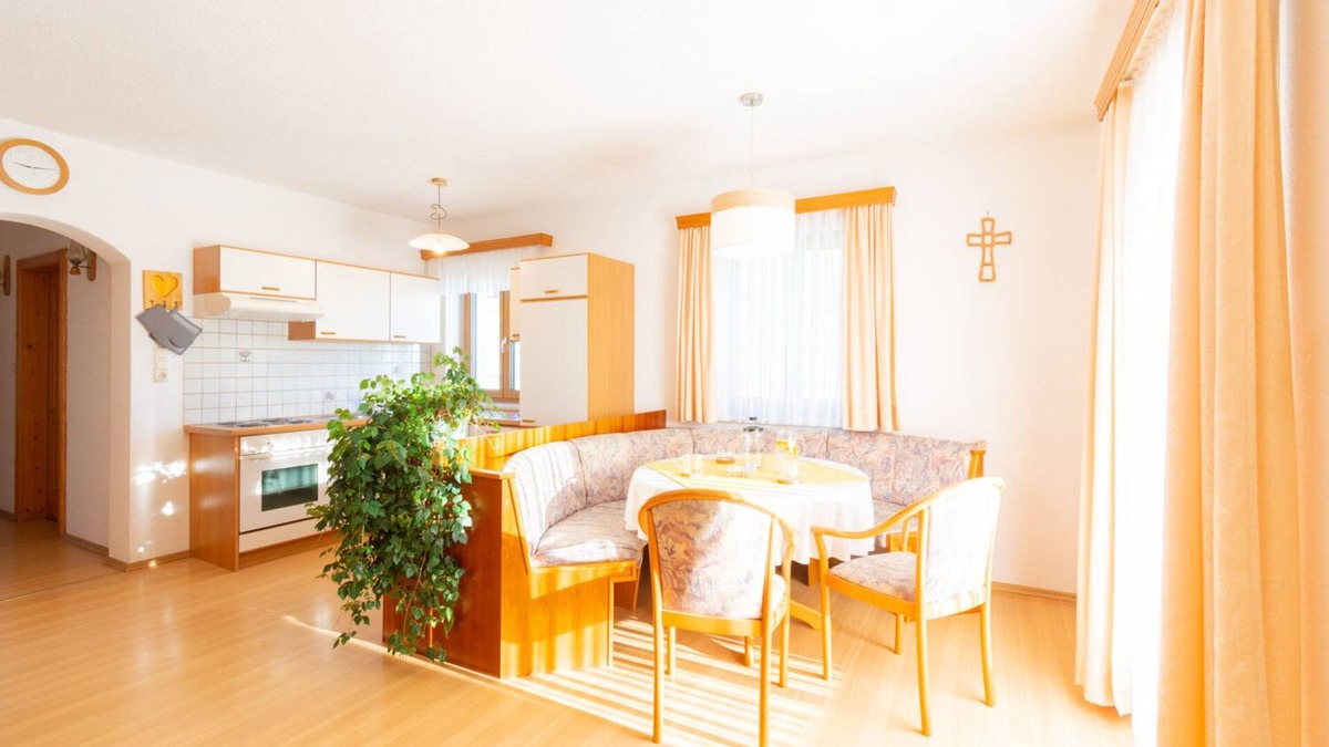 Waidhofen An Der Ybbs Apartment | Vacation apartment (65 sqm) with balcony and view of the Waidhofen valley