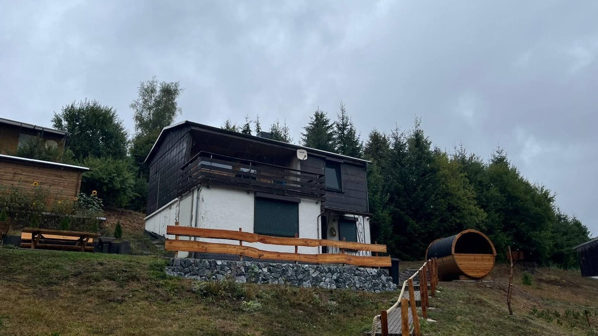Stutzerbach House | Vacation cottage in a quiet location for nature lovers (4 persons)