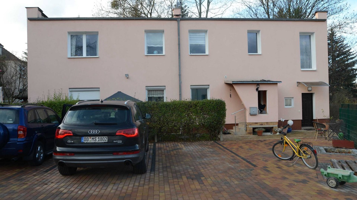 Leubnitz-Neuostra House | Vacation cottage Mockritz