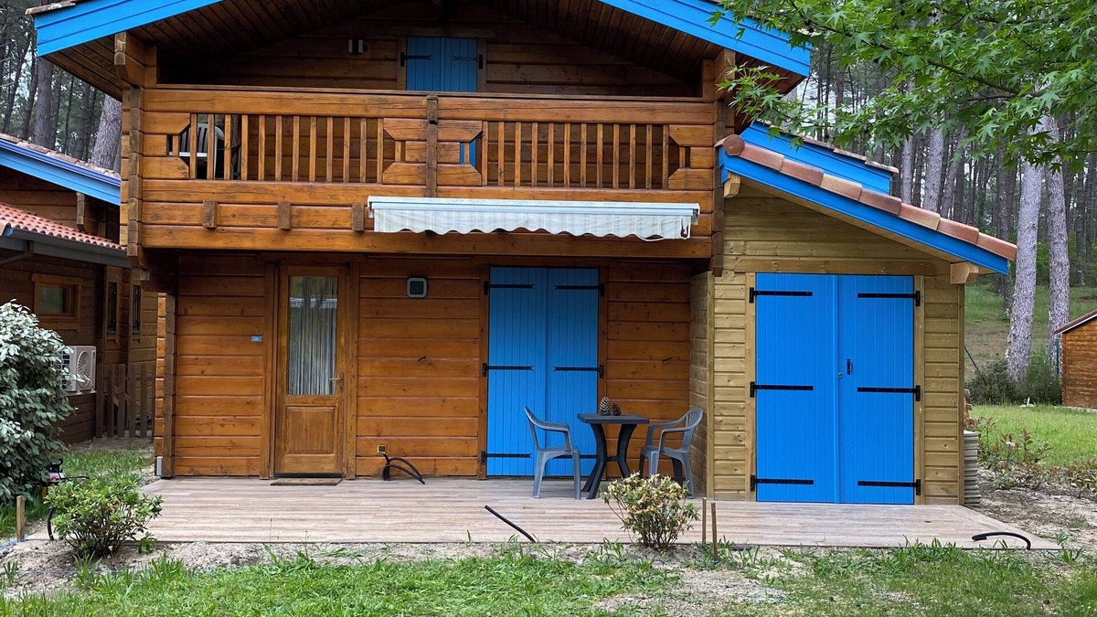 Bias Ski Chalet | Vacation cottage near Mimizan