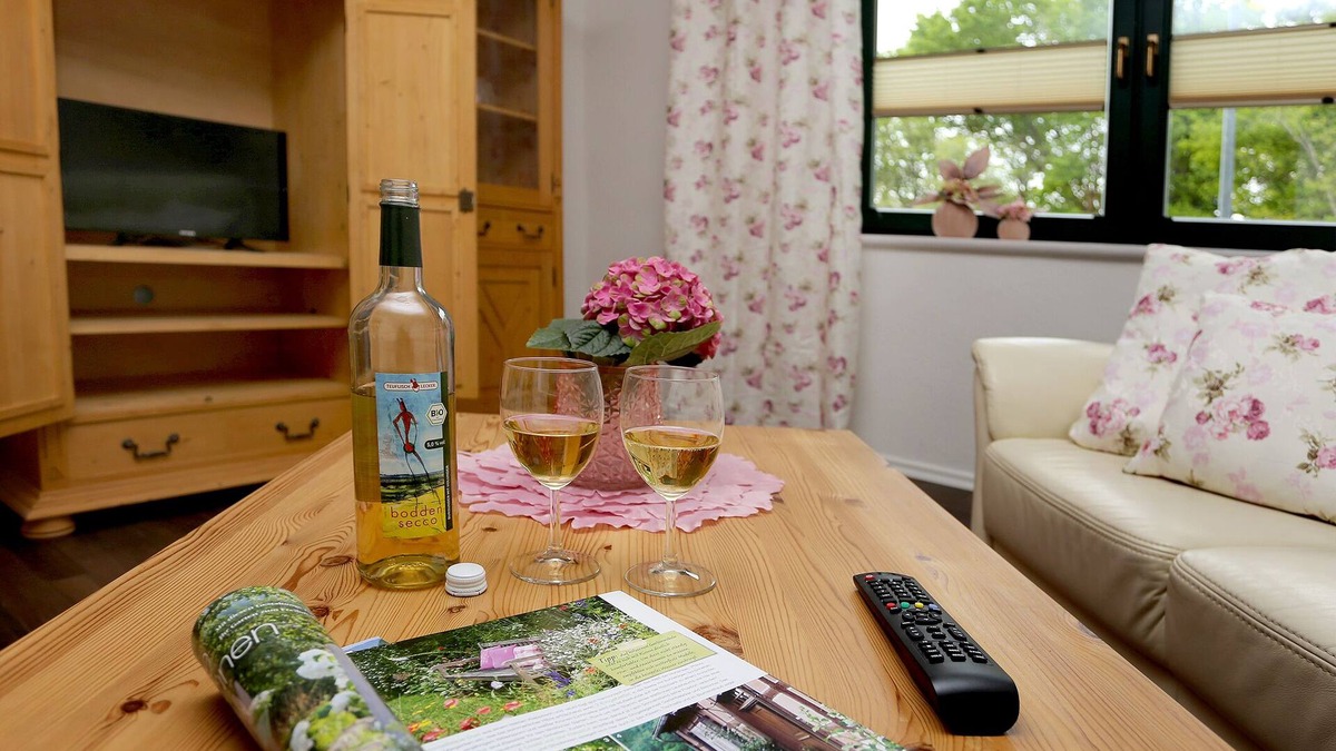 Roevershagen Apartment | Vacation for two. under the thatched roof