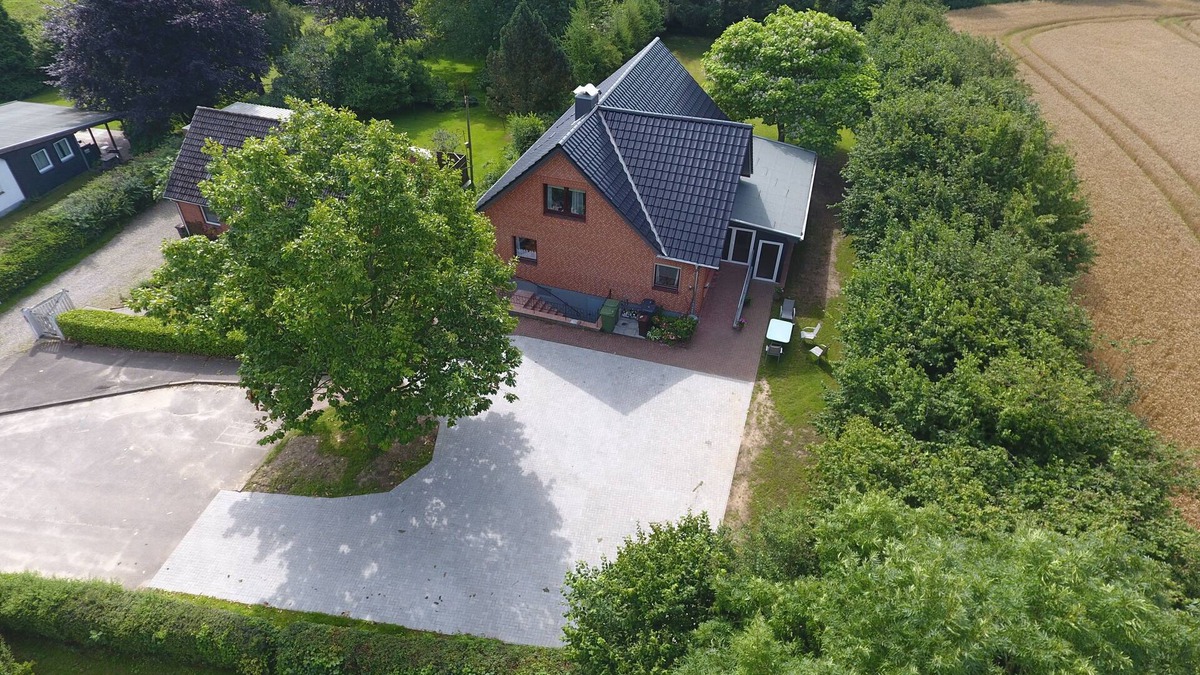 Rabenkirchen House | Vacation home for 16 guests with 170m² in Rabenkirchen-Faulück (23770)