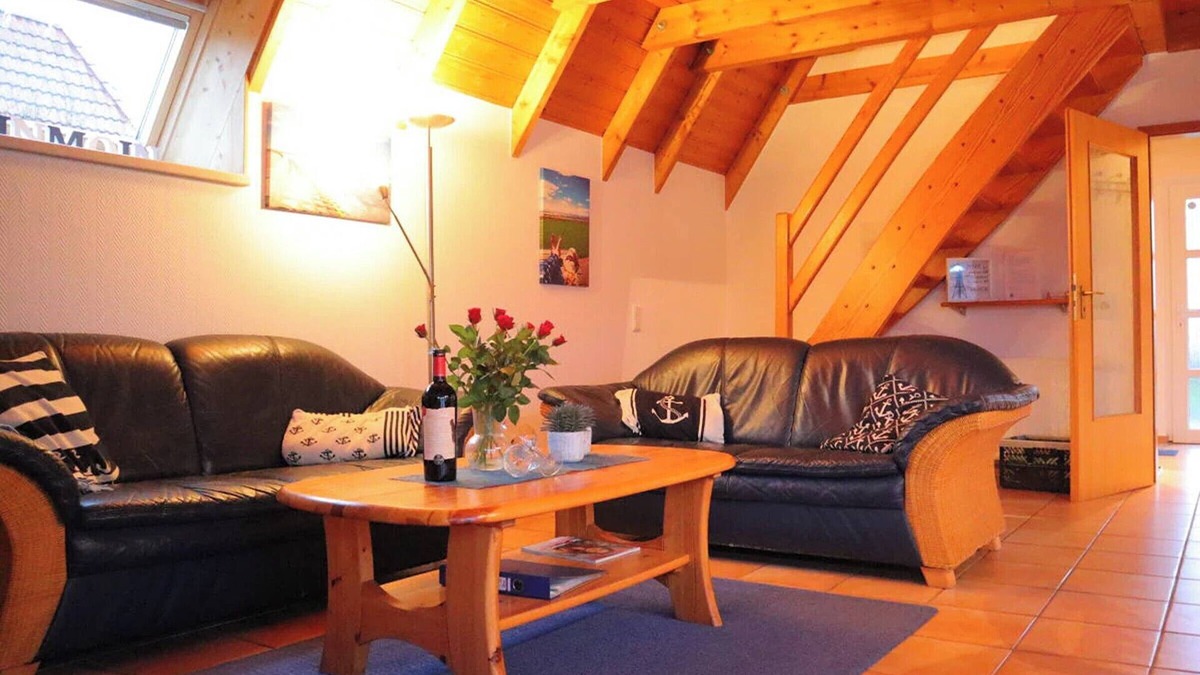 Dorumer Neufeld House | Vacation home "MoinMoin" - Experience maritime charm on the Wurster North Sea coast!