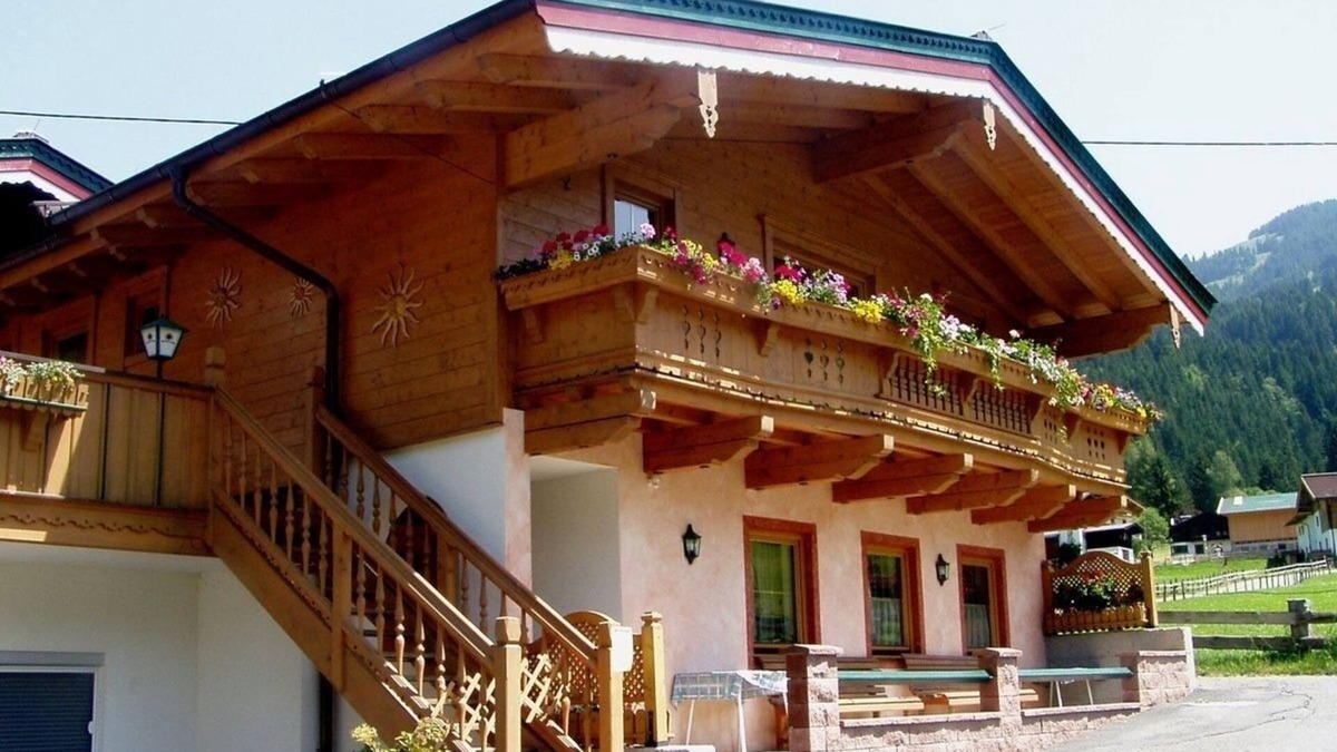 Aschau bei Kirchberg House | Vacation home for 12 guests with 170m² in Kirchberg in Tirol (294829)