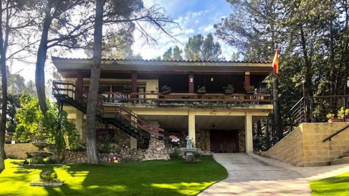 Albalate de Zorita House | Vacation home El Bosque Encantado in Albalate de Zorita - 8 persons, 4 bedrooms