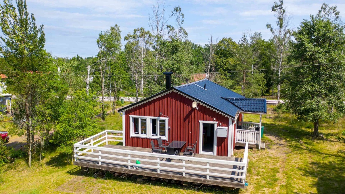 Oskarshamn House | Vacation home 100m to the lake Björnhult South Sweden Smaland
