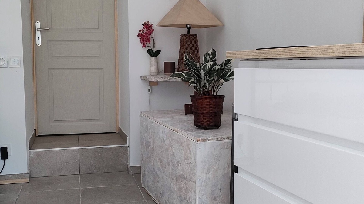 Cuzac Apartment | Vacation home and business stay