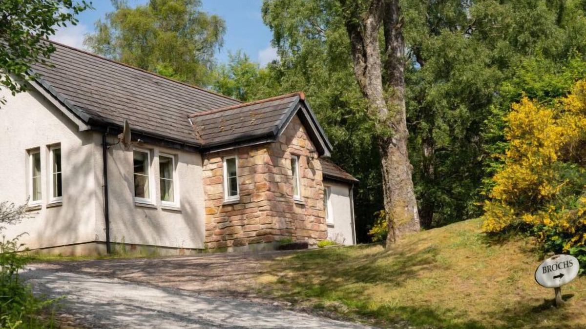 Bearnock House | Vacation home Brocks by Interhome