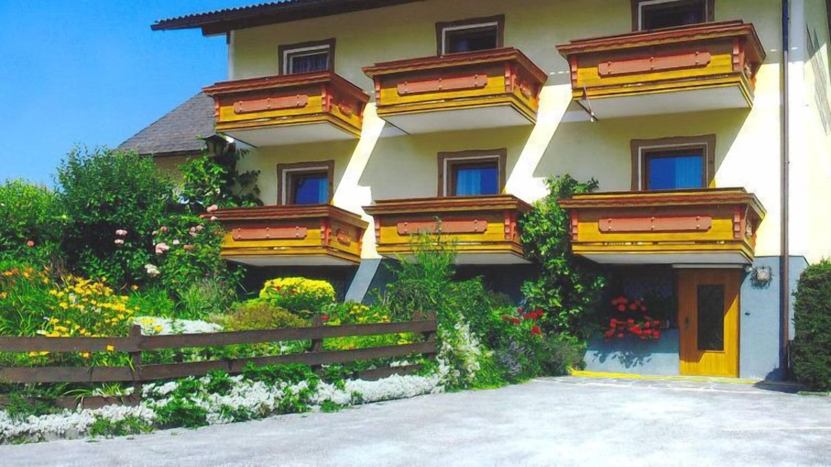 Assachberg House | Vacation home Danklmeier (HAE150) in Haus - 10 persons, 5 bedrooms