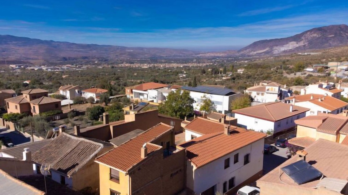Niguelas House | Vacation home Elvira by Interhome