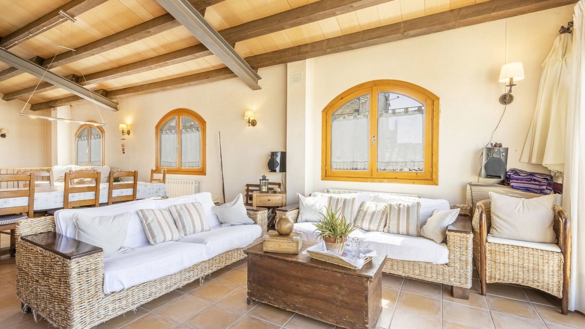 Sedo House | Vacation Home "Emilia" with Mountain View, Private Terrace & Wi-Fi