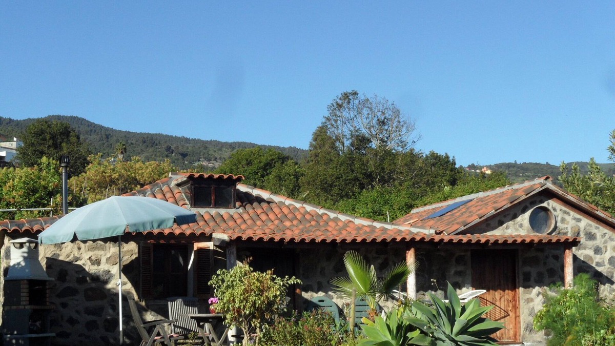 Cueva del Viento House | Vacation home away from mass tourism.