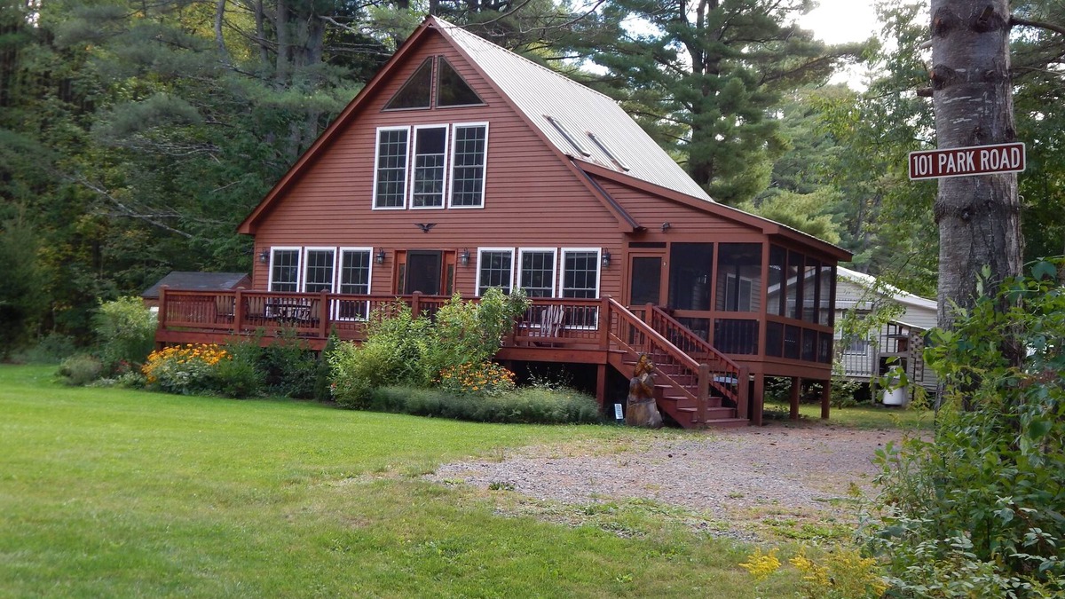Wells House | Vacation Home-Family FriendlynOnly Two Summer Weeks Left!
