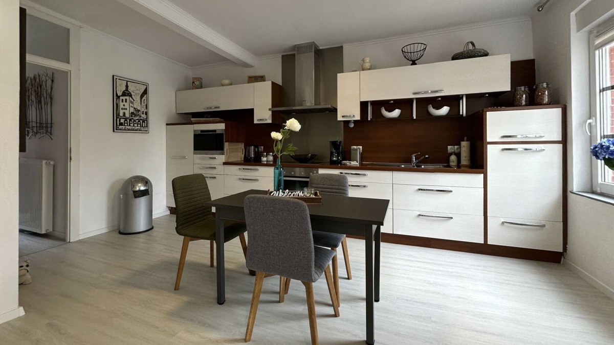 Hamswehrum House | Vacation home for 2 guests with 79m² in Krummhörn (184568)