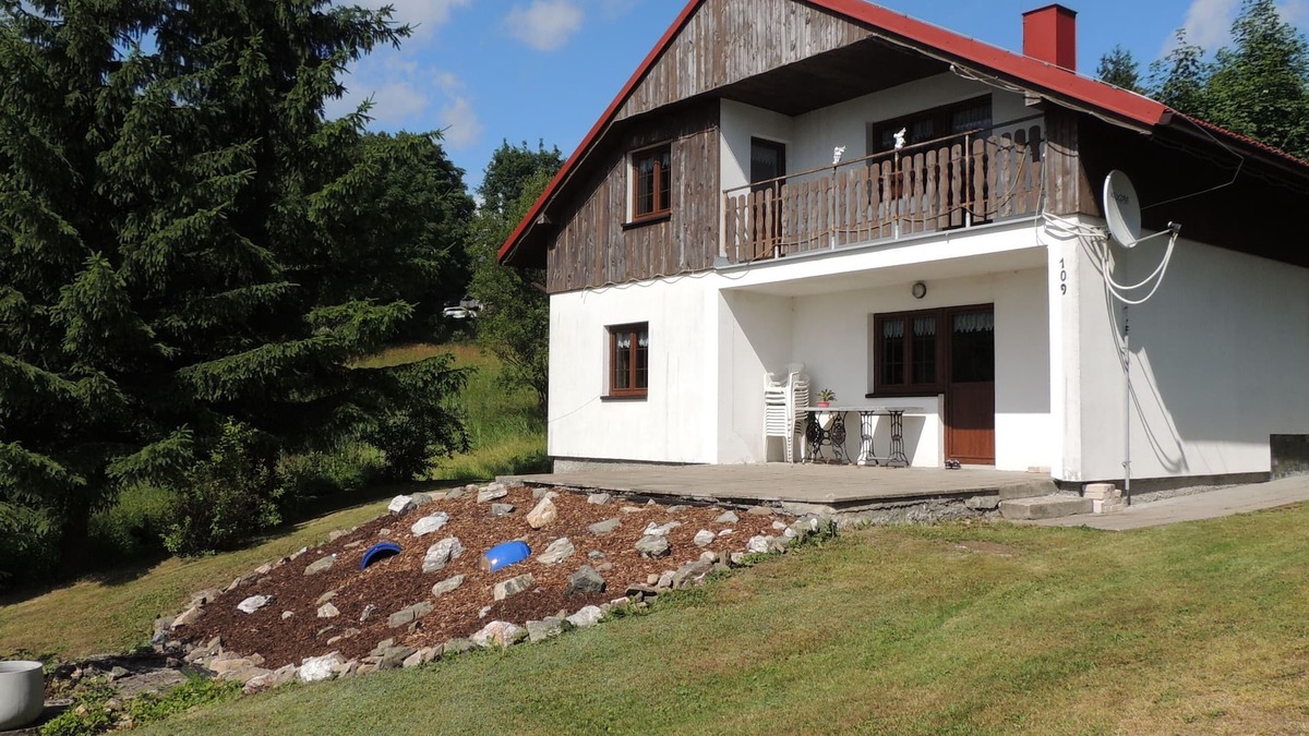 Sedlonov House | Vacation home for 6 guests with 95m² in Sedlonov (297479)