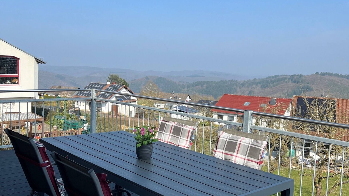 Hunerbach House | Vacation home for 6 guests with 100m² in Lind (273064)