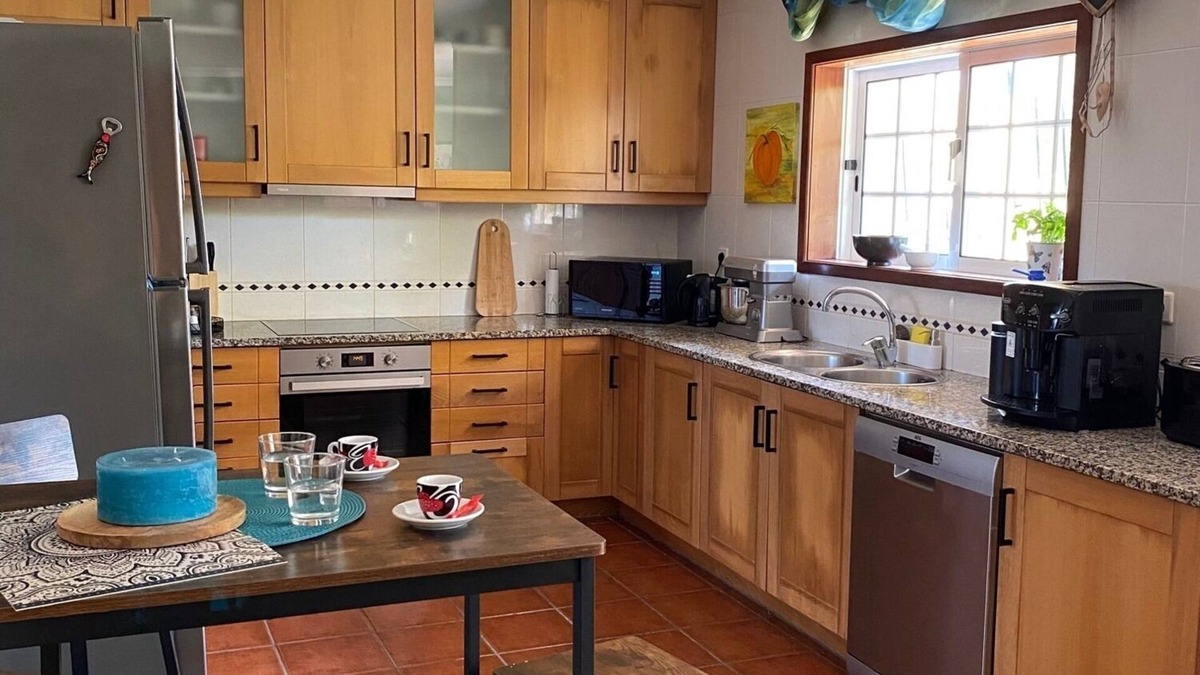 Vila Cha House | Vacation home for 7 guests with 200m² in Vila Chã (166733)